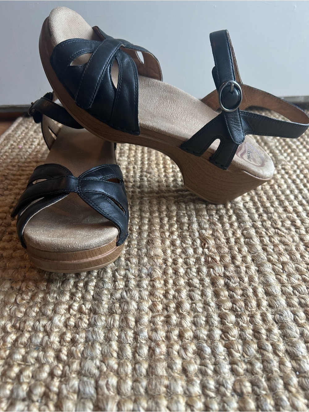 Dansko Women’s Black Leather Strappy Slingback Sandals - Picture 4 of 13